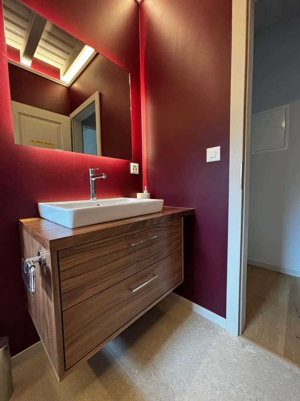 Meuble de salle de bain en noyer – photo 3