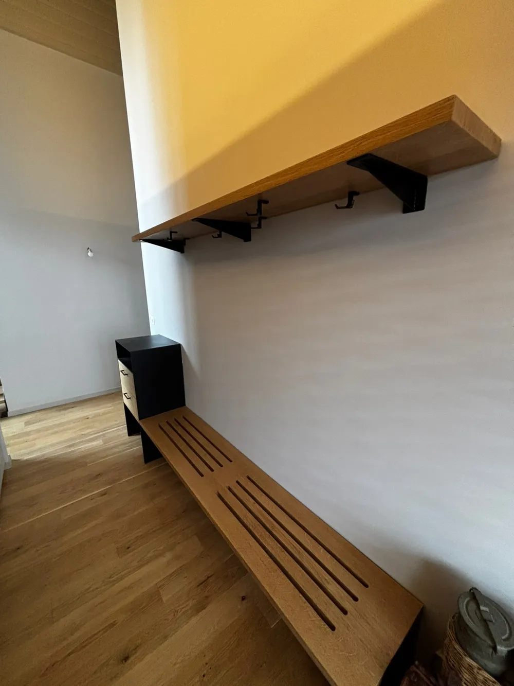 Mobilier Chêne et Acier thermo laqué – photo 4